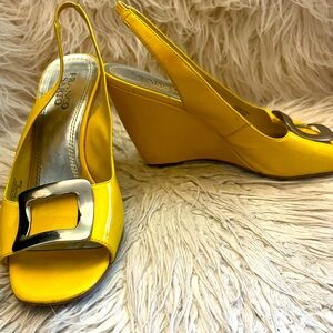 Yellow Peep toe sling back wedge